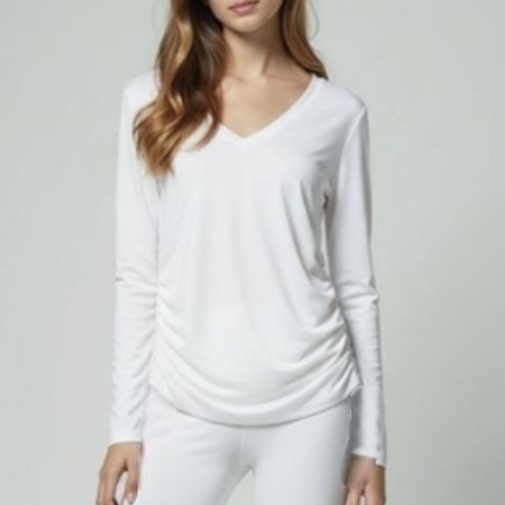 Heart & Hips White Long Sleeve Top Rushing On Sides Size XL